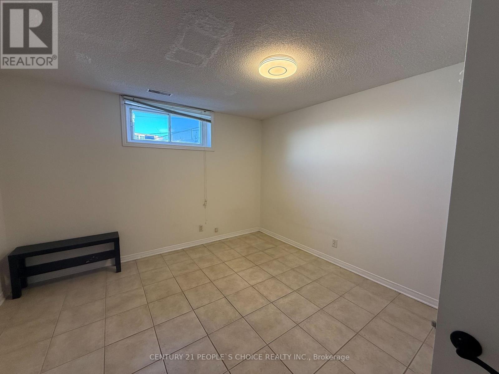 Lower - 61 Jeffcoat Drive, Toronto, Ontario  M9W 3B8 - Photo 11 - W12746598