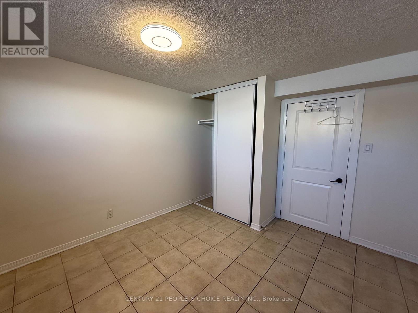 Lower - 61 Jeffcoat Drive, Toronto, Ontario  M9W 3B8 - Photo 13 - W12746598