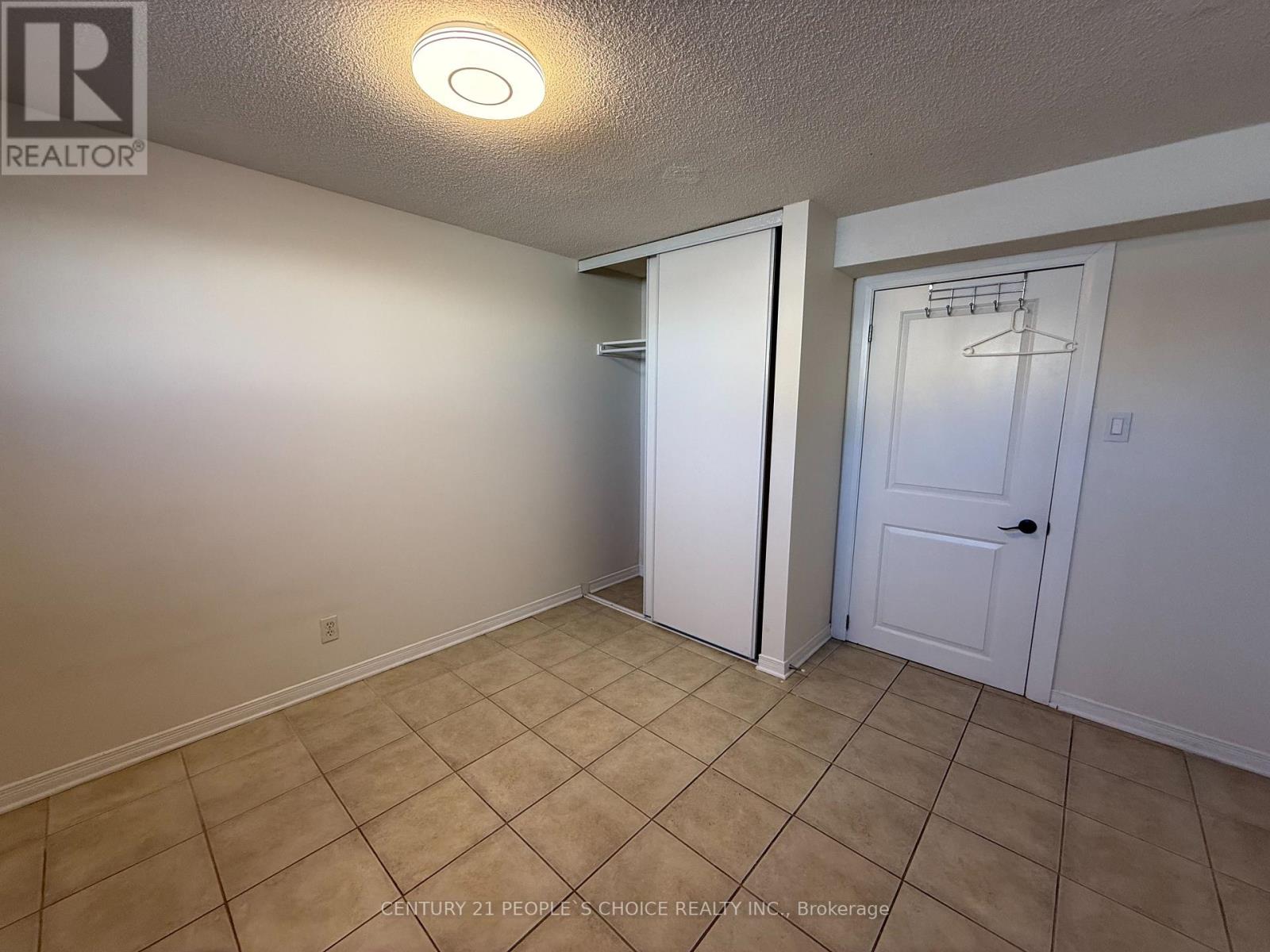 Lower - 61 Jeffcoat Drive, Toronto, Ontario  M9W 3B8 - Photo 14 - W12746598