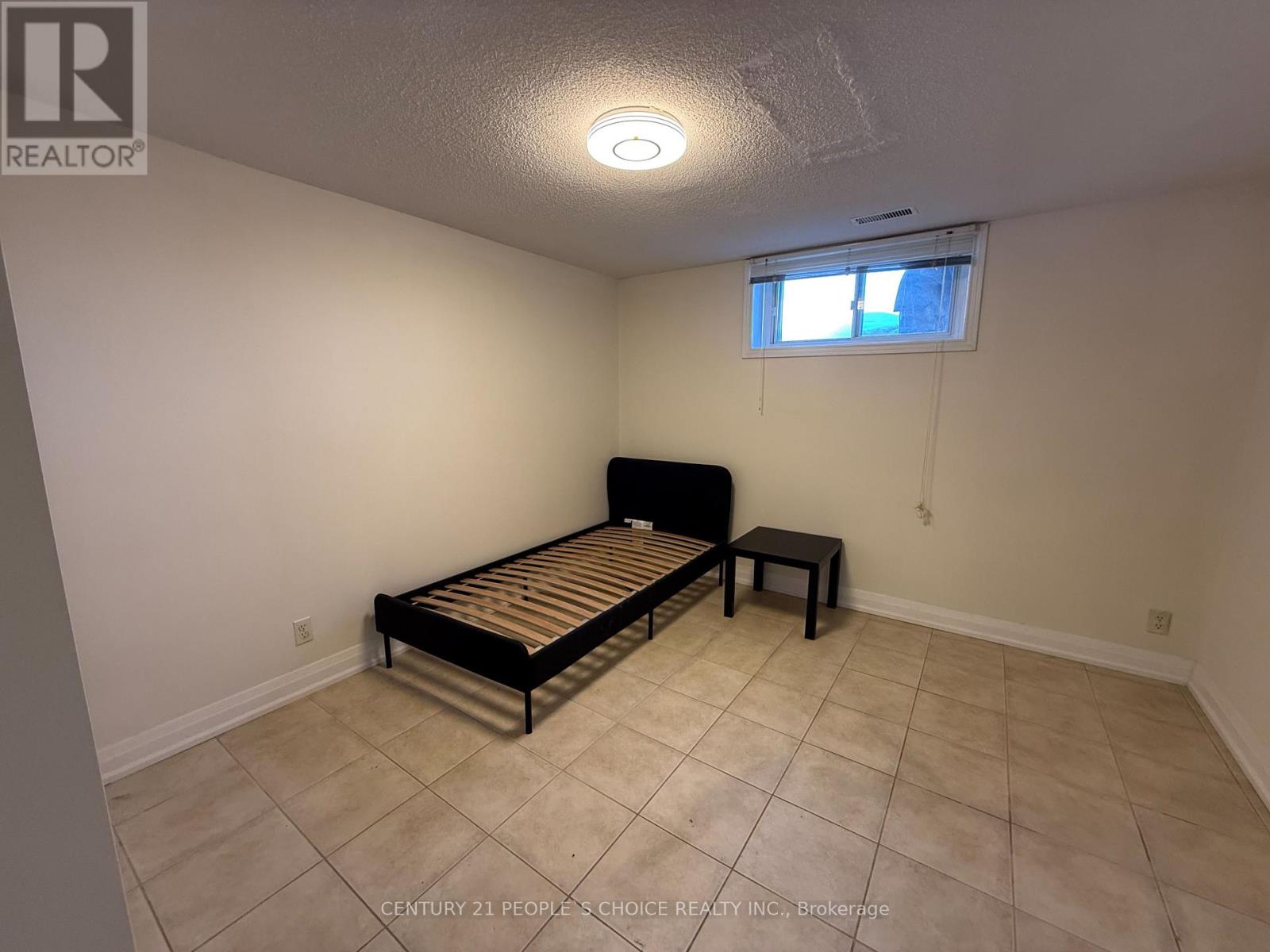 Lower - 61 Jeffcoat Drive, Toronto, Ontario  M9W 3B8 - Photo 6 - W12746598