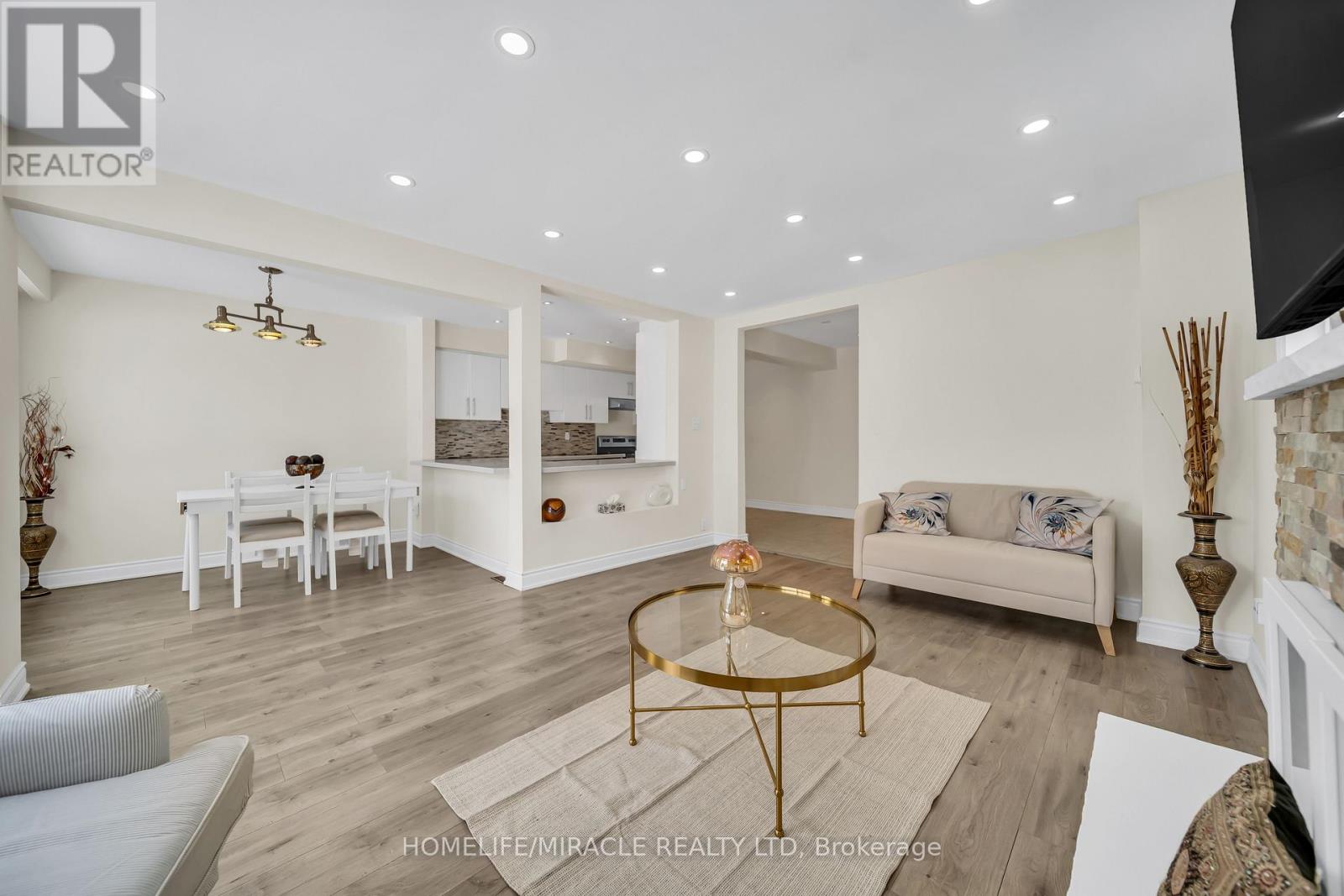 163 Beech Street, Brampton, Ontario  L6V 2Z2 - Photo 13 - W12746608