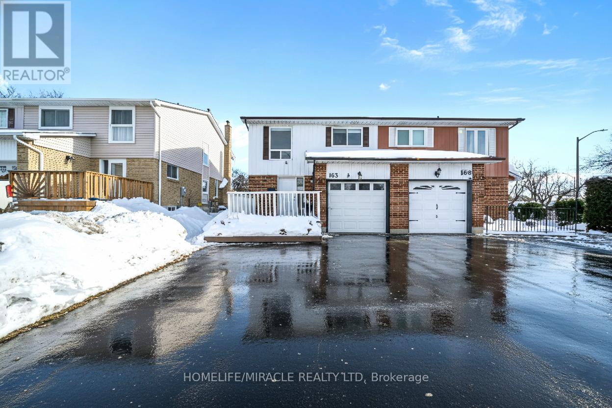 163 Beech Street, Brampton, Ontario  L6V 2Z2 - Photo 4 - W12746608