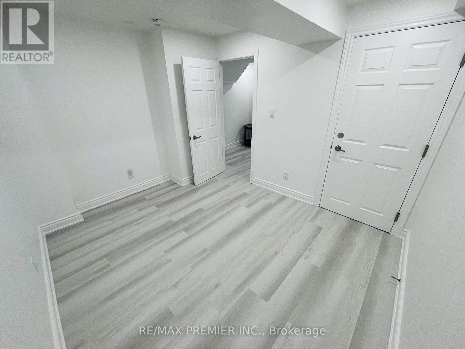 Lower - 1209 Prestonwood Crescent, Mississauga, Ontario  L5V 2V4 - Photo 13 - W12746612