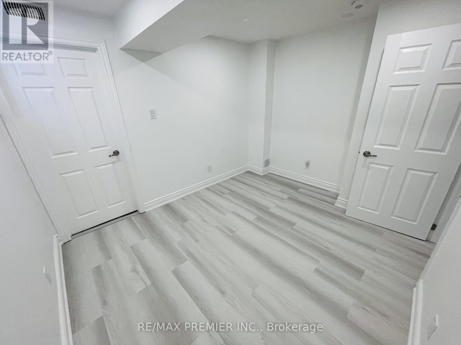 Lower - 1209 Prestonwood Crescent, Mississauga, Ontario  L5V 2V4 - Photo 14 - W12746612