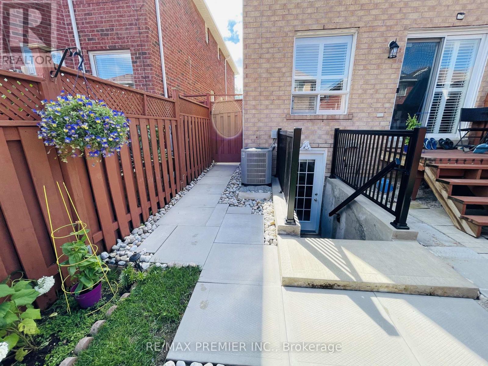 Lower - 1209 Prestonwood Crescent, Mississauga, Ontario  L5V 2V4 - Photo 23 - W12746612