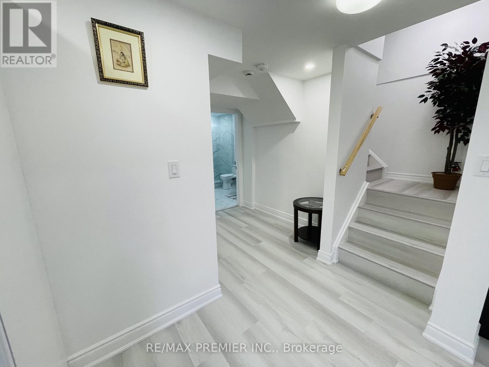 Lower - 1209 Prestonwood Crescent, Mississauga, Ontario  L5V 2V4 - Photo 8 - W12746612