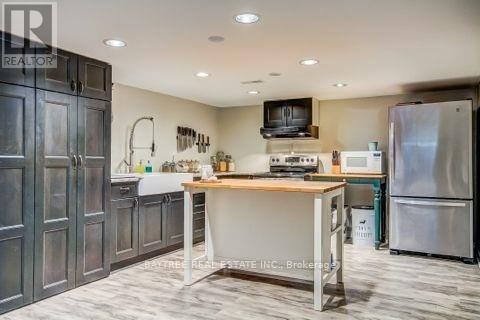 310 The Westway, Toronto, Ontario  M9R 1G9 - Photo 11 - W12746644
