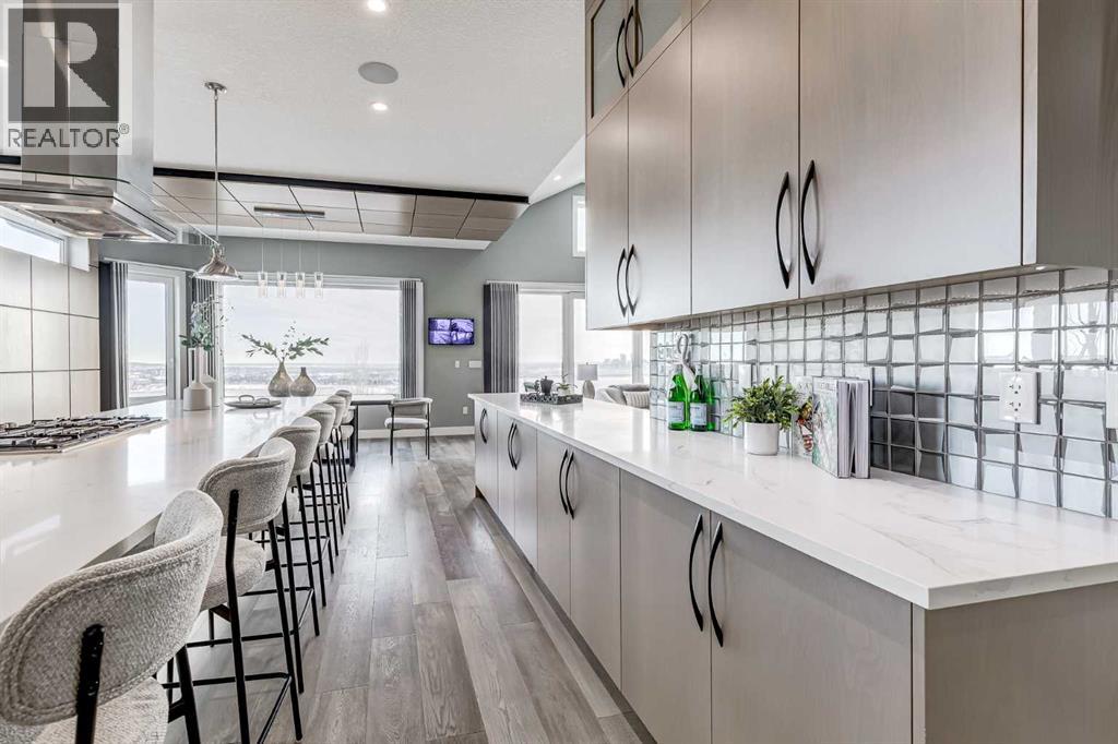 26 Patina Hill Sw, Calgary, Alberta  T3H 2C7 - Photo 14 - A2276363