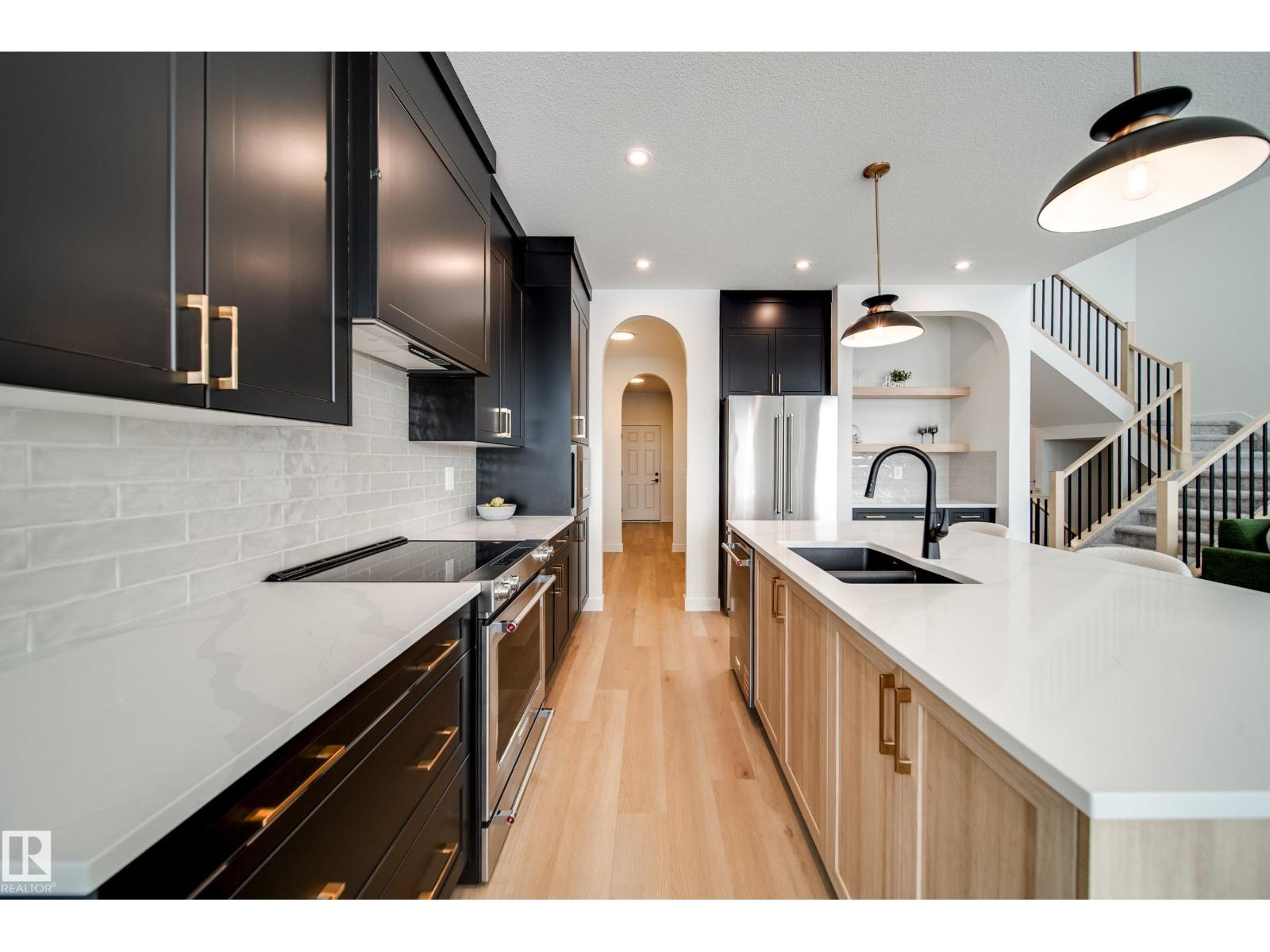 4 Cloutier Cl, St. Albert, Alberta  T8T 2C9 - Photo 5 - E4471803