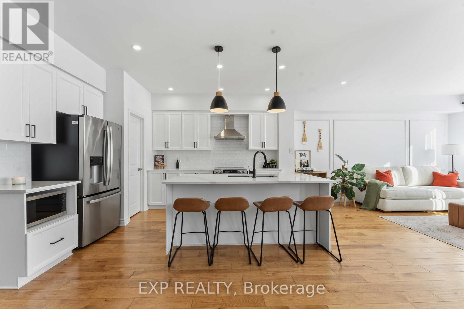 838 Clapham Terrace, Ottawa, Ontario  K2S 2N8 - Photo 5 - X12743526