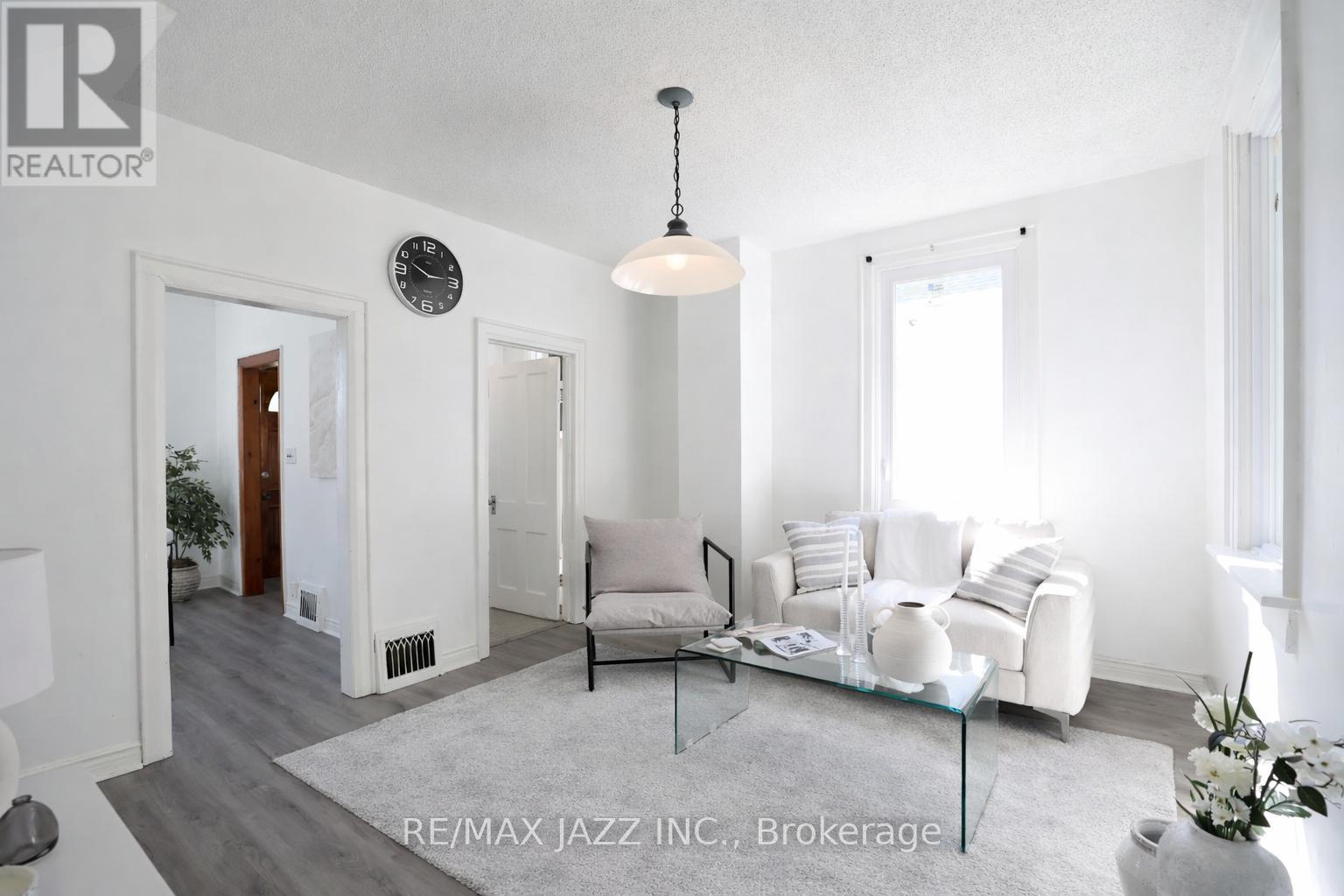 368 Buena Vista Avenue, Oshawa, Ontario  L1J 2M5 - Photo 4 - E12746678