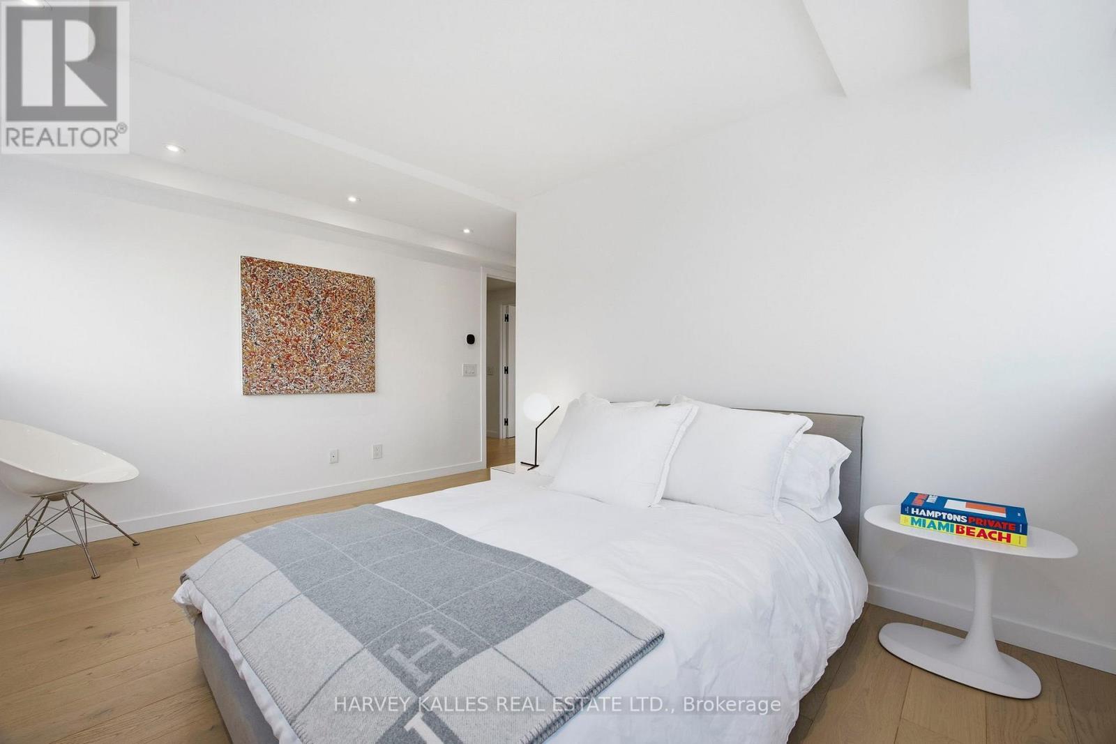 1004 - 15 Mcmurrich Street, Toronto, Ontario  M5R 3M6 - Photo 24 - C12746464