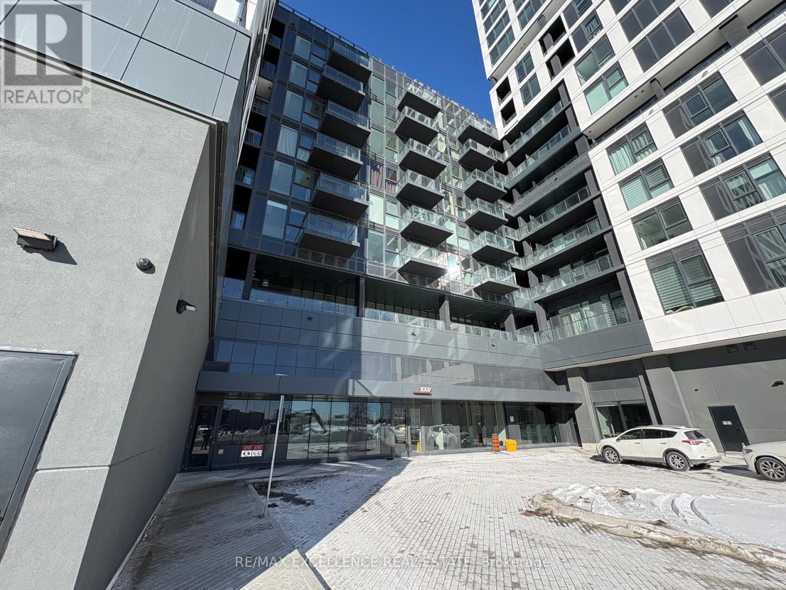 829 - 1007 The Queensway, Toronto, Ontario  M8Z 0H4 - Photo 2 - W12745354