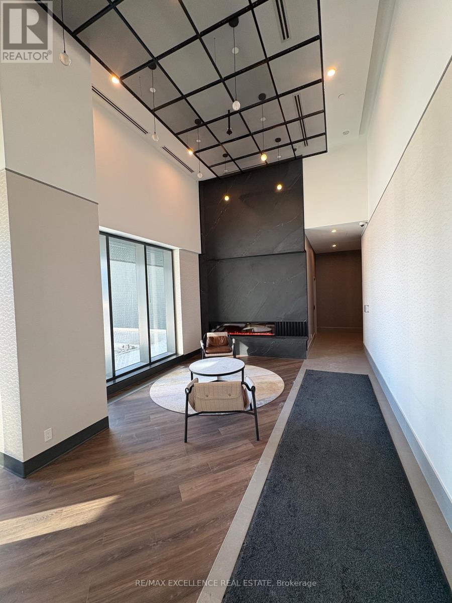 829 - 1007 The Queensway, Toronto, Ontario  M8Z 0H4 - Photo 4 - W12745354