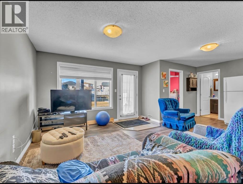 28 Saamis Close Sw, Medicine Hat, Alberta  T1B 4v6 - Photo 22 - A2279365