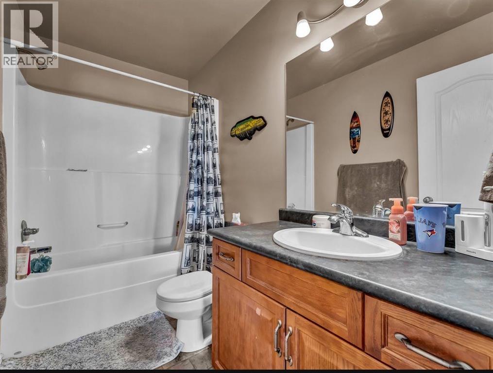 28 Saamis Close Sw, Medicine Hat, Alberta  T1B 4v6 - Photo 25 - A2279365