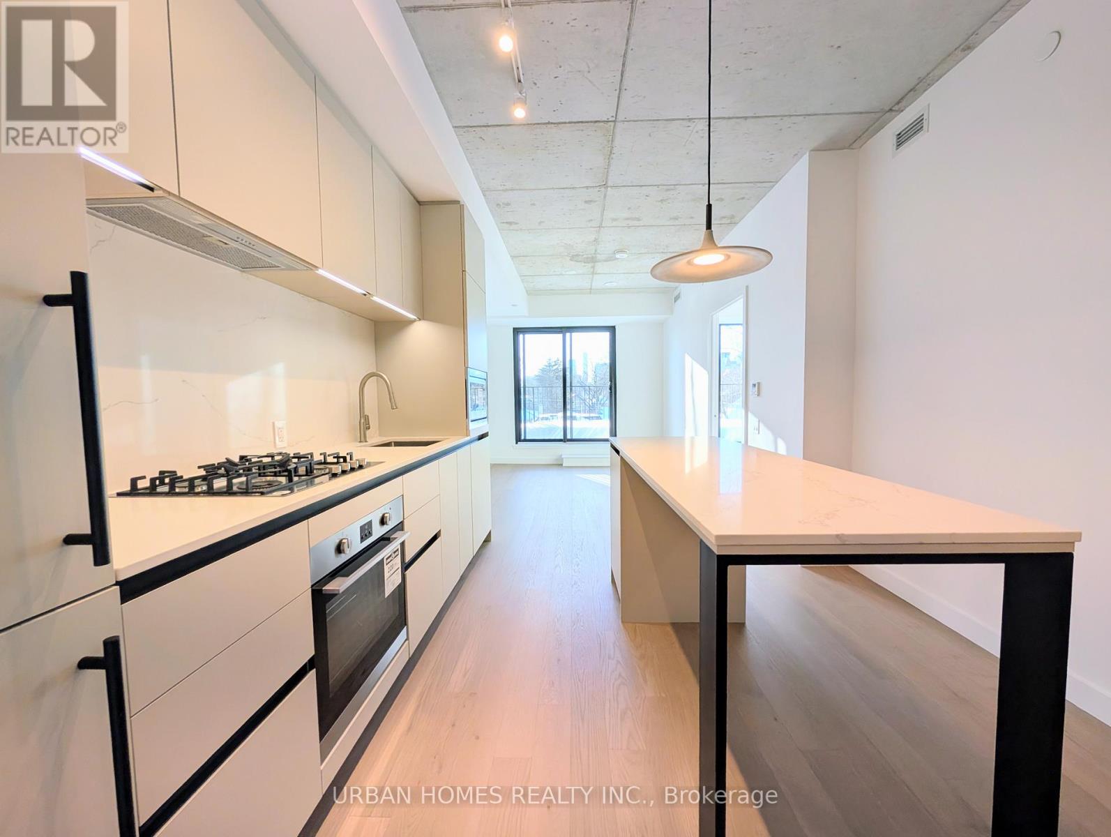 520 - 1720 Bayview Avenue, Toronto, Ontario  M4G 3C4 - Photo 3 - C12746674