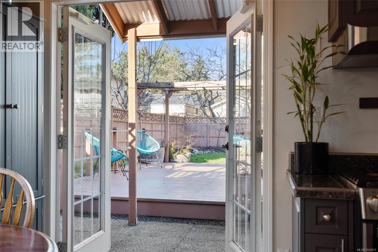 716 Danbrook Ave, Langford, British Columbia  V9B 3A8 - Photo 12 - 1024411