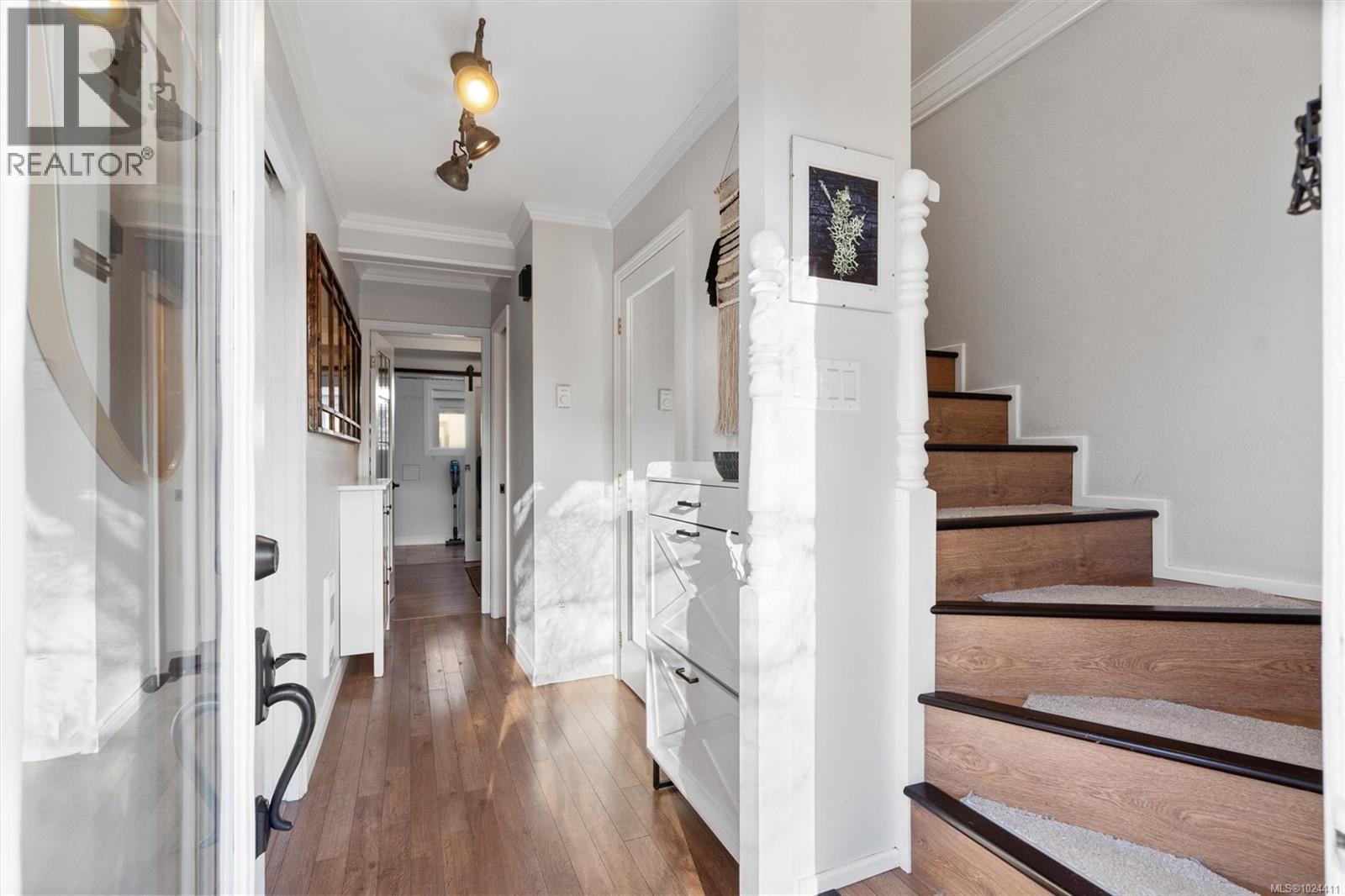 716 Danbrook Ave, Langford, British Columbia  V9B 3A8 - Photo 3 - 1024411