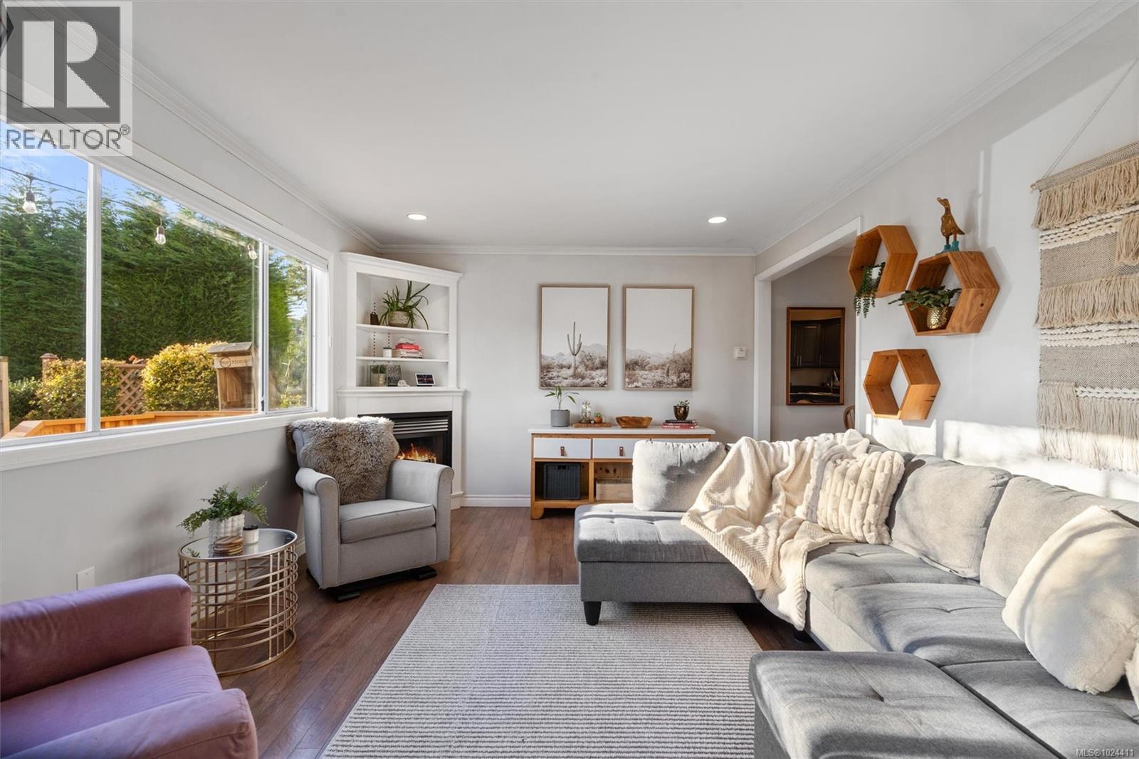 716 Danbrook Ave, Langford, British Columbia  V9B 3A8 - Photo 4 - 1024411