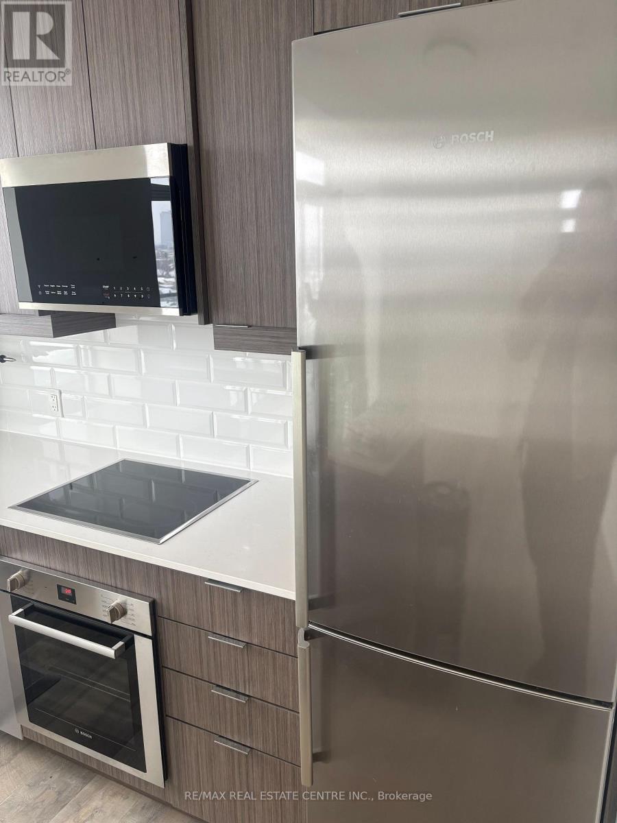 50 George Butchart Drive, Toronto, Ontario  M3K 0C9 - Photo 13 - W12746676