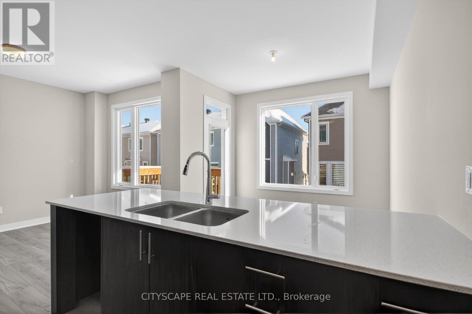 544 Promontory Place, Ottawa, Ontario  K2J 7H2 - Photo 6 - X12746662