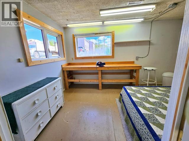 136 Dawson Drive, Faro, Yukon  Y0B 1K0 - Photo 22 - 16527