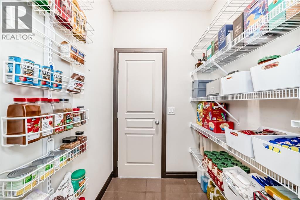 201 Sherwood Heights Nw, Calgary, Alberta  T3R 0L4 - Photo 16 - A2282059