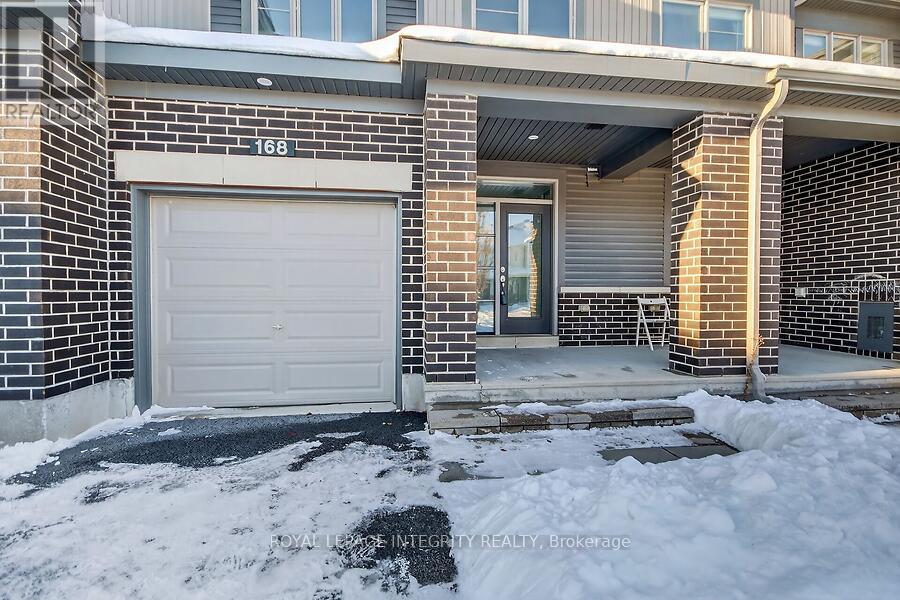 168 Bandelier Way, Ottawa, Ontario K2S 2J5 - Photo 2 - X12746698