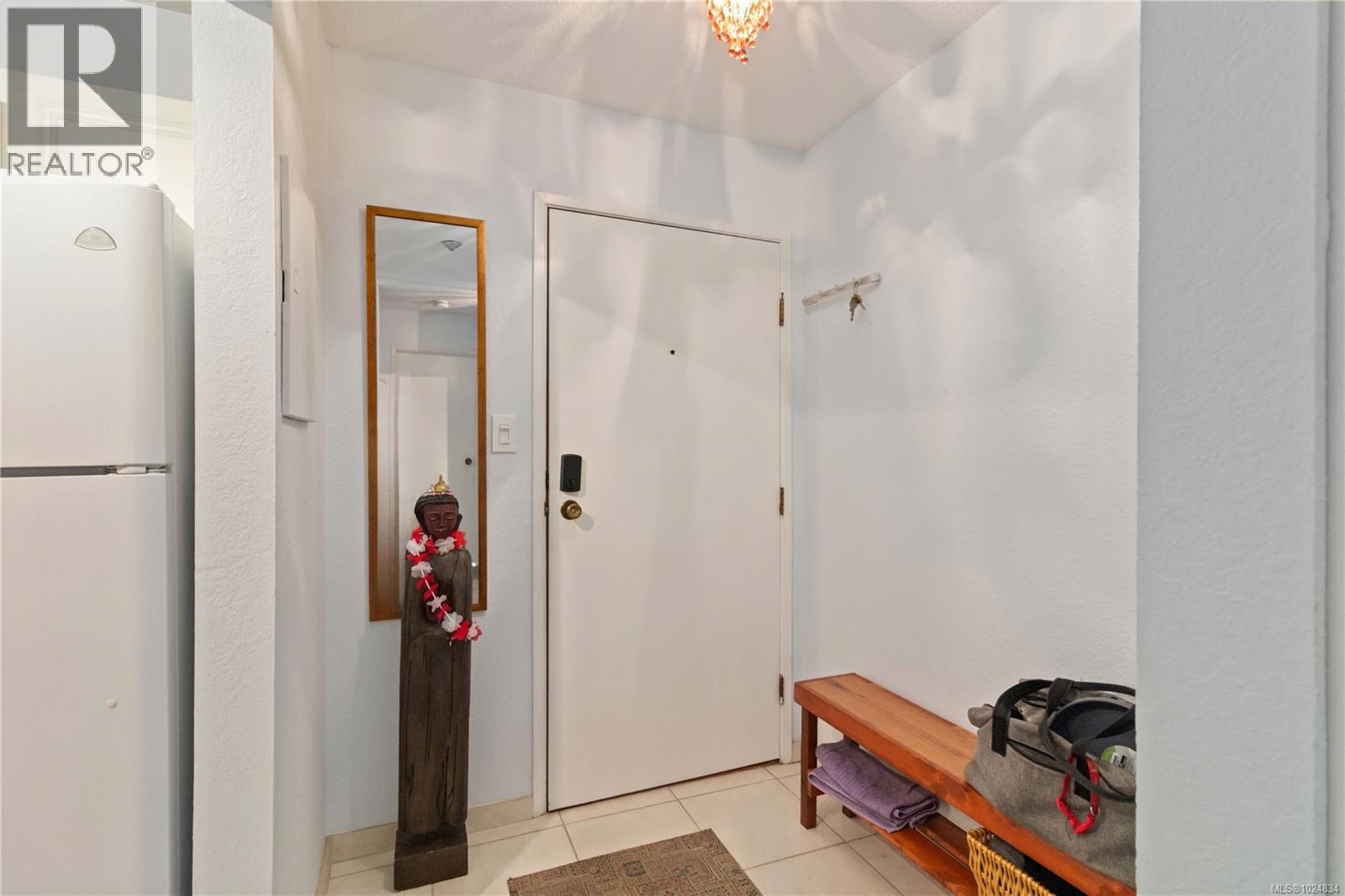 312 3252 Glasgow Ave, Saanich, British Columbia  V8X 1M2 - Photo 12 - 1024834