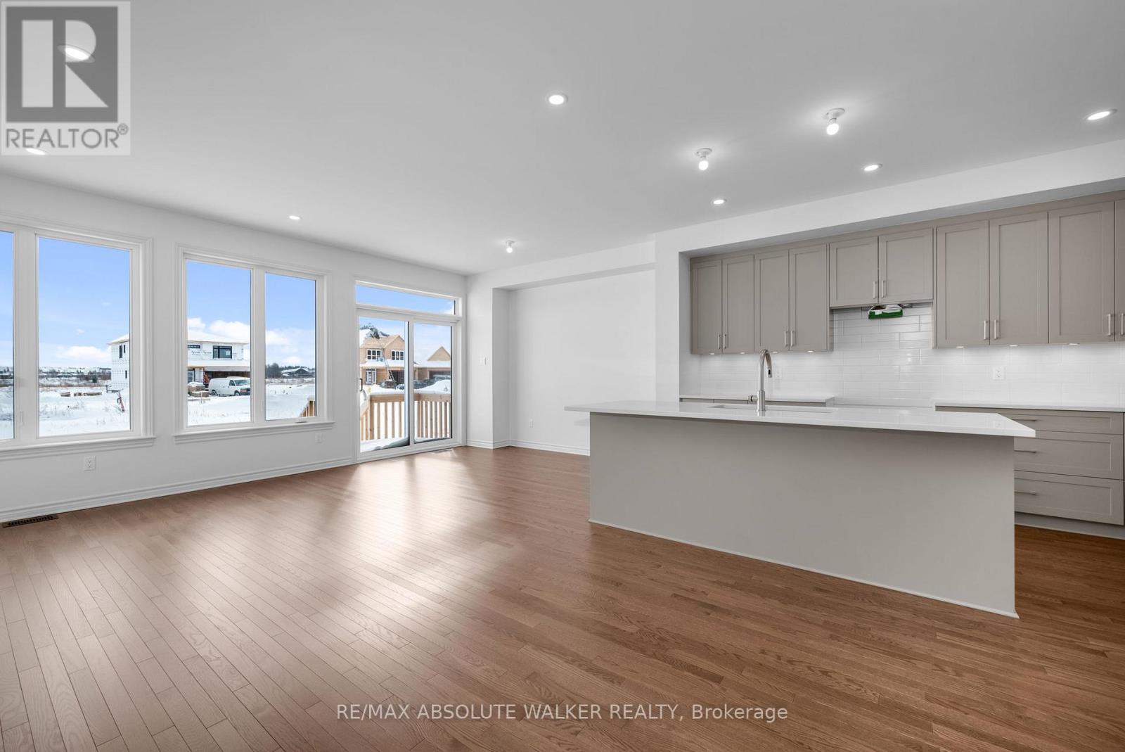 152 Kerala Place, Ottawa, Ontario  K1T 0Z3 - Photo 11 - X12605810