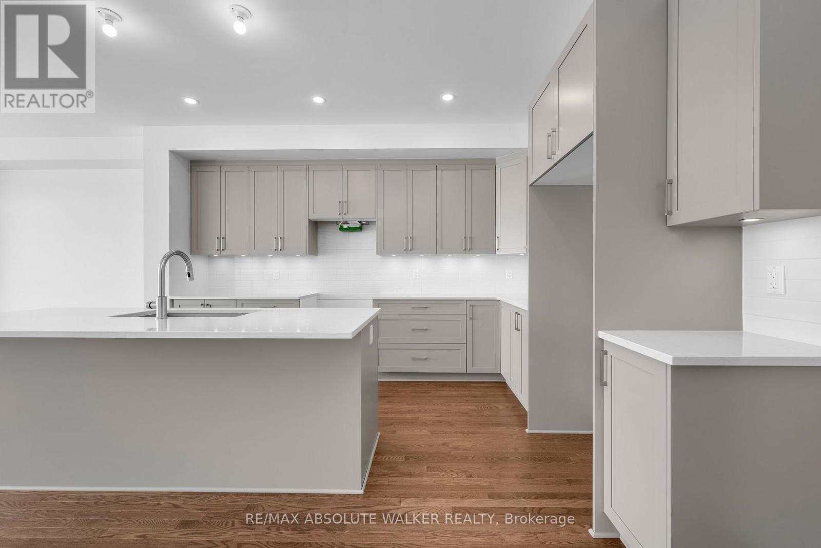 152 Kerala Place, Ottawa, Ontario  K1T 0Z3 - Photo 16 - X12605810