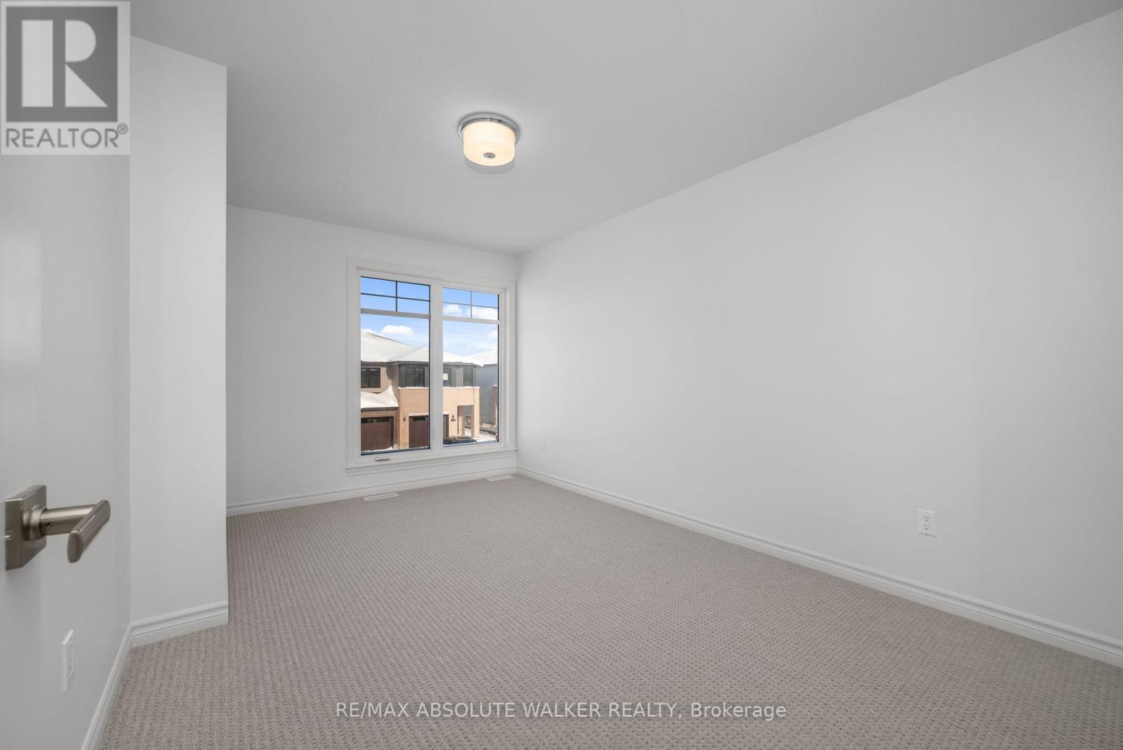 152 Kerala Place, Ottawa, Ontario  K1T 0Z3 - Photo 24 - X12605810