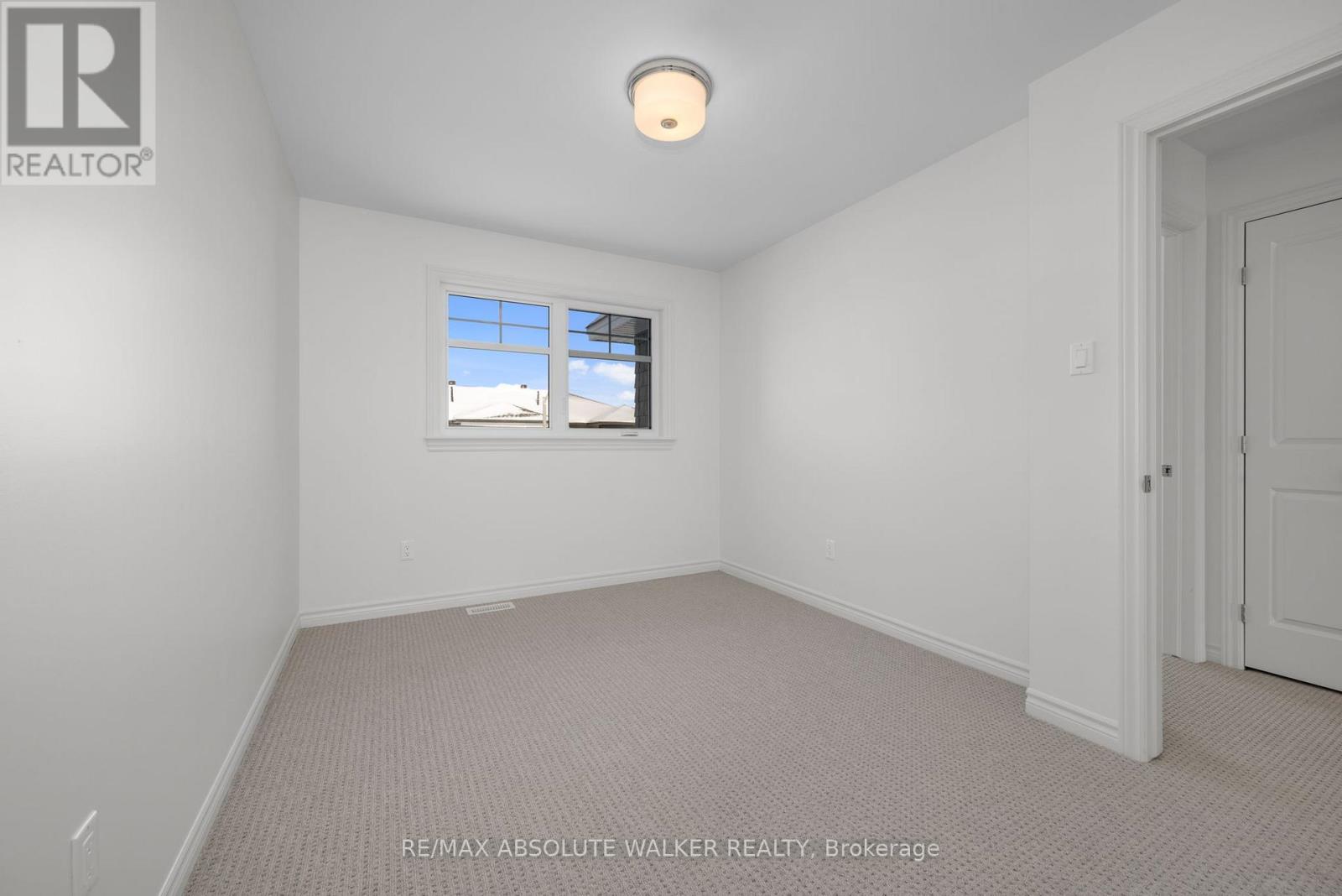 152 Kerala Place, Ottawa, Ontario  K1T 0Z3 - Photo 28 - X12605810