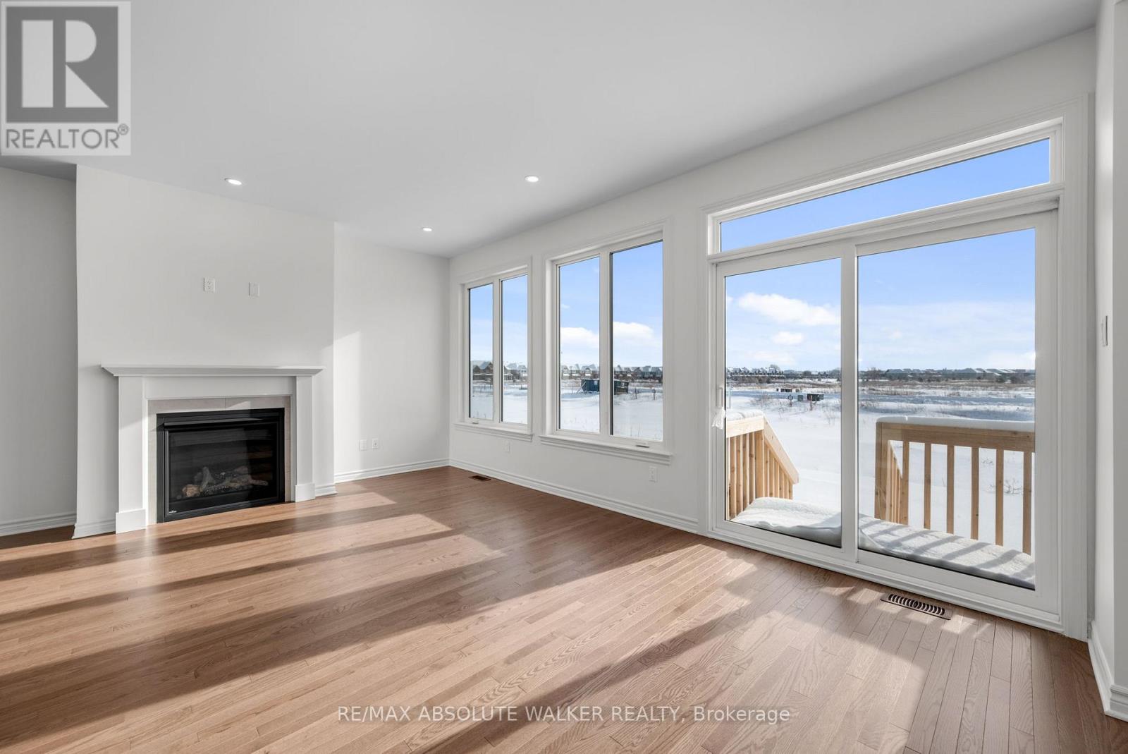 152 Kerala Place, Ottawa, Ontario  K1T 0Z3 - Photo 7 - X12605810