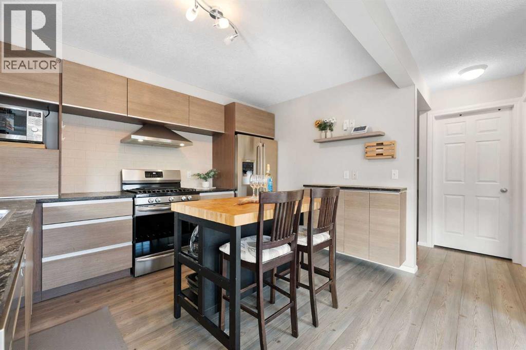 60 Prominence View Sw, Calgary, Alberta  T3H 3M8 - Photo 9 - A2280589