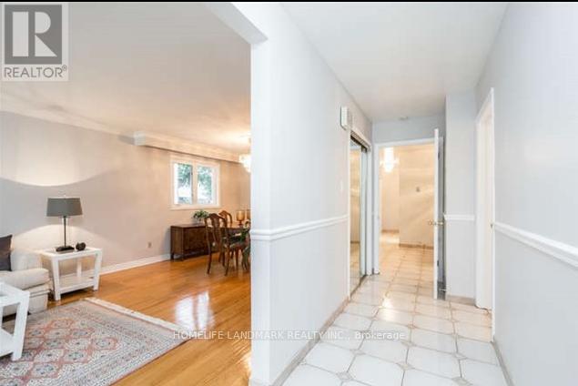 Main Fl - 275 Hounslow Avenue, Toronto, Ontario  M2N 2B7 - Photo 3 - C12746686