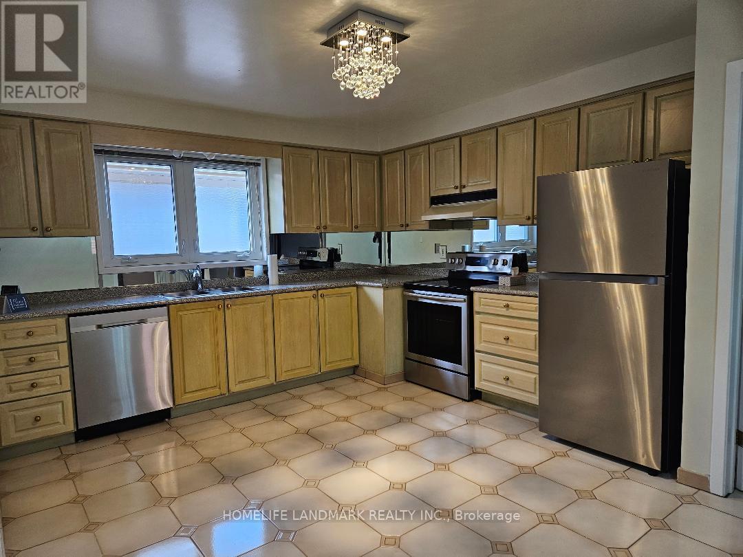 Main Fl - 275 Hounslow Avenue, Toronto, Ontario  M2N 2B7 - Photo 7 - C12746686