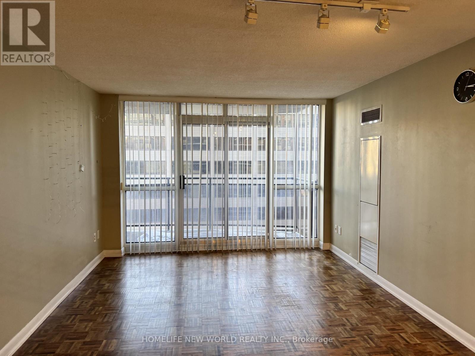 912 - 33 Sheppard Avenue E, Toronto, Ontario  M2N 7K1 - Photo 4 - C12657628