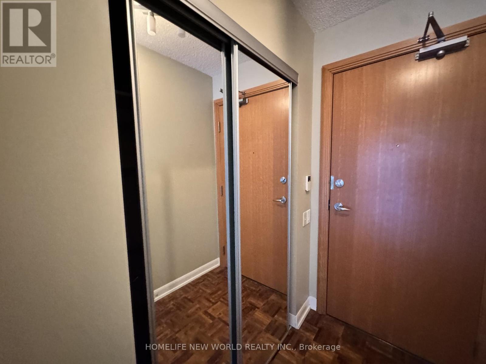 912 - 33 Sheppard Avenue E, Toronto, Ontario  M2N 7K1 - Photo 3 - C12657628