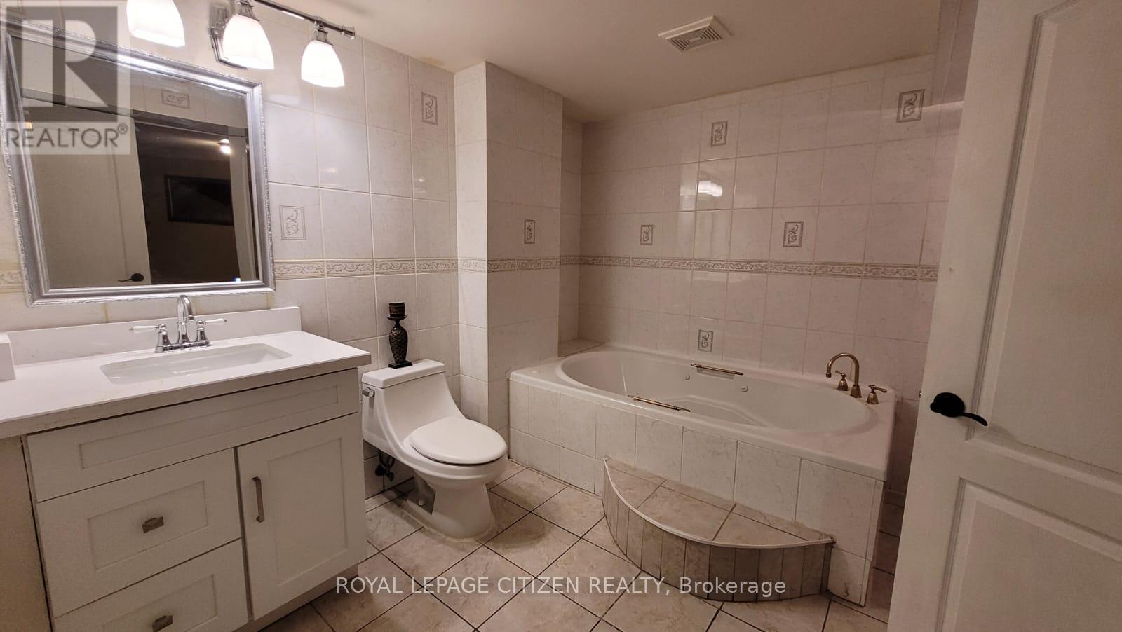 180 Kimber Crescent, Vaughan, Ontario  L4L 9K3 - Photo 30 - N12726888