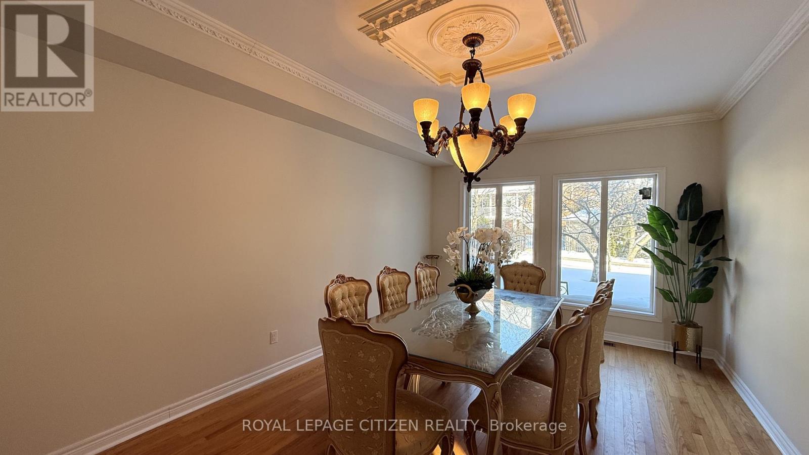 180 Kimber Crescent, Vaughan, Ontario  L4L 9K3 - Photo 4 - N12726888