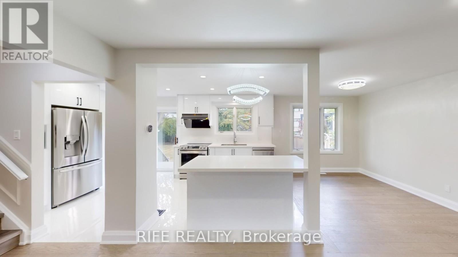 2137 Hixon Street, Oakville, Ontario  L6L 1T3 - Photo 8 - W12746710