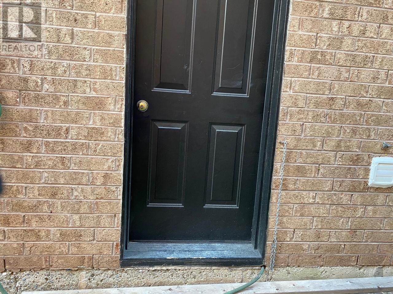 Bsmnt - 2524 Banfield Road, Mississauga, Ontario  L5M 5G2 - Photo 2 - W12746722