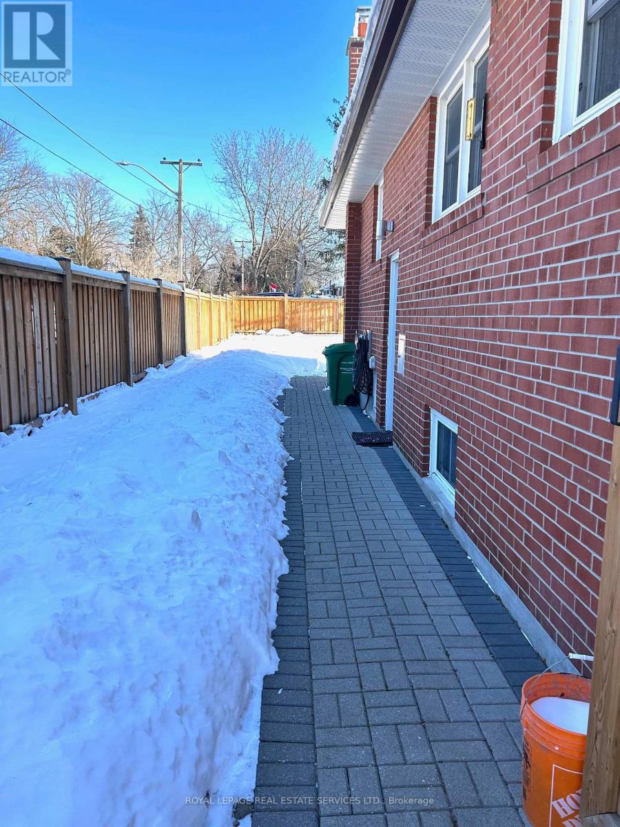 Basement - 3527 The Credit Woodlands, Mississauga, Ontario  L5C 2K7 - Photo 5 - W12746726