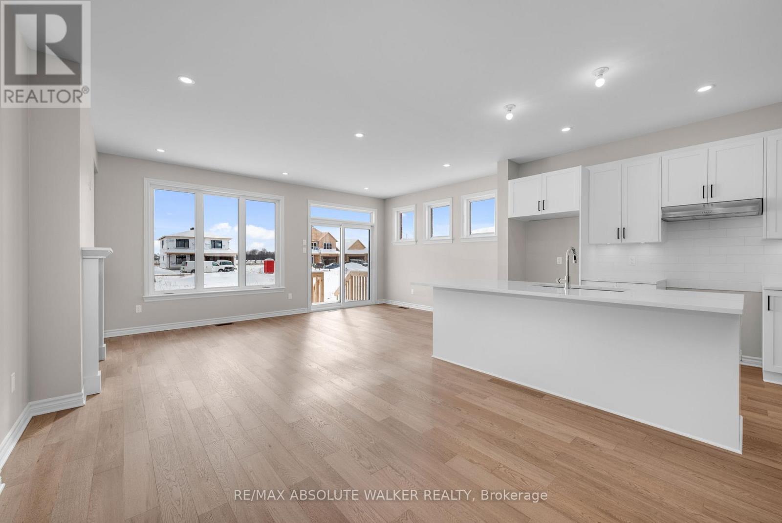 154 Kerala Place, Ottawa, Ontario  K1T 0Z3 - Photo 16 - X12605892