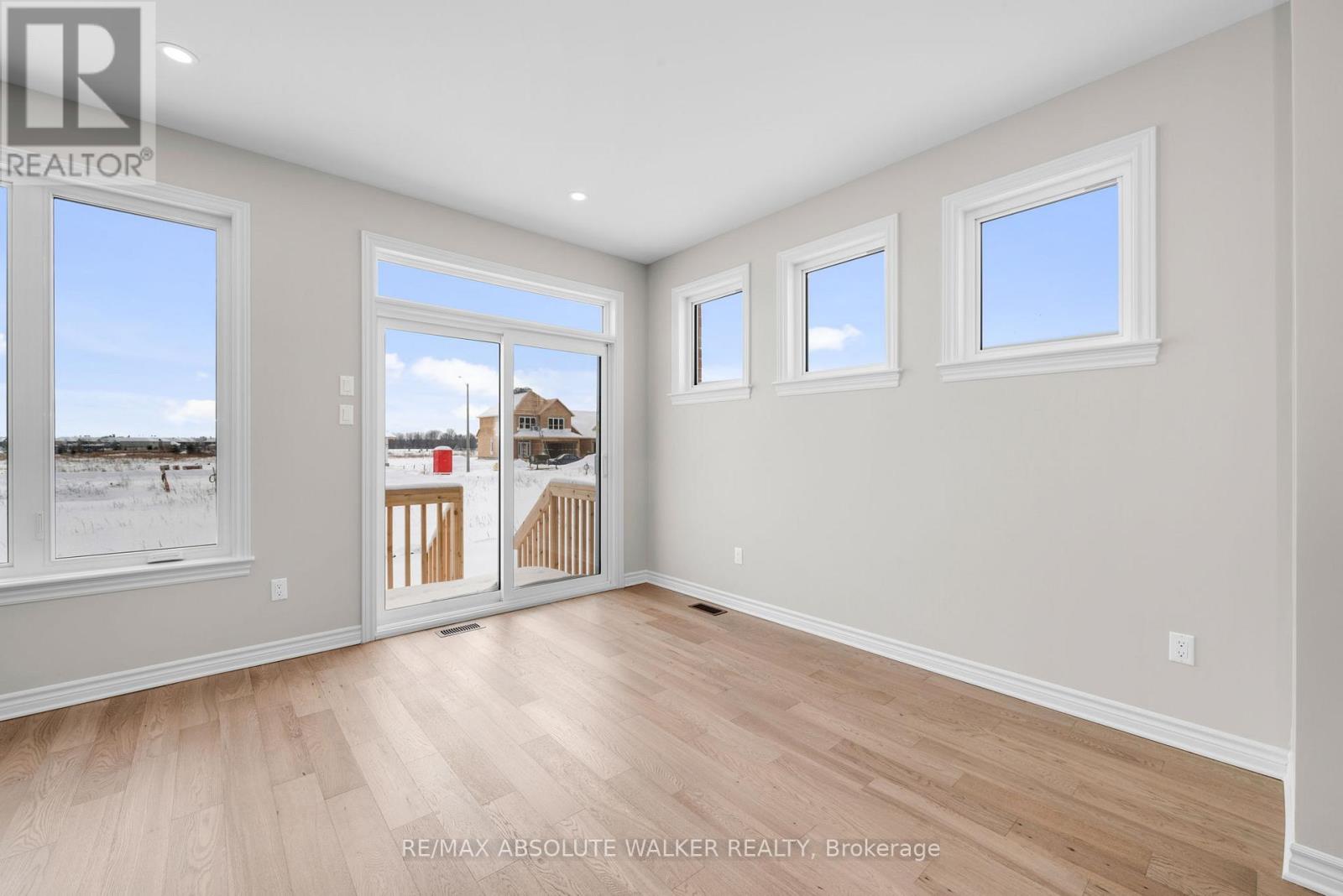 154 Kerala Place, Ottawa, Ontario  K1T 0Z3 - Photo 14 - X12605892