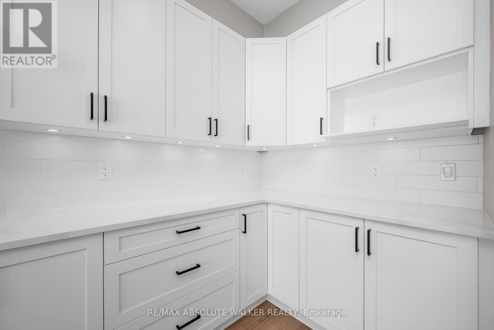 154 Kerala Place, Ottawa, Ontario  K1T 0Z3 - Photo 21 - X12605892