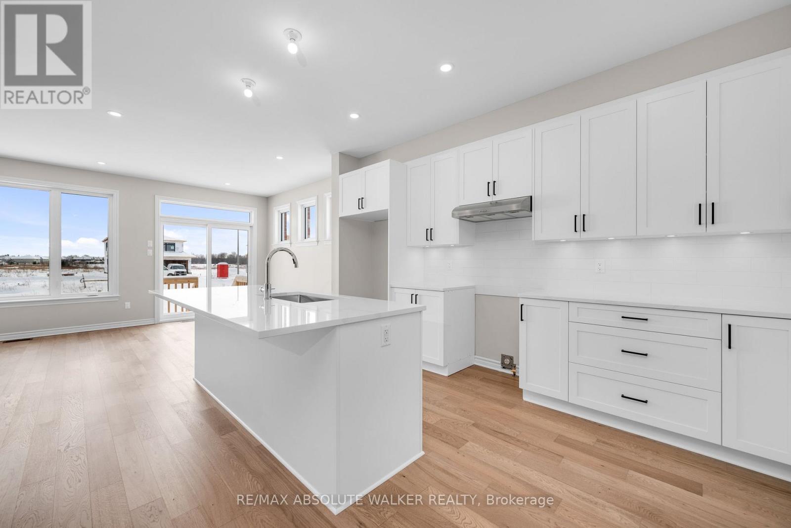 154 Kerala Place, Ottawa, Ontario  K1T 0Z3 - Photo 19 - X12605892