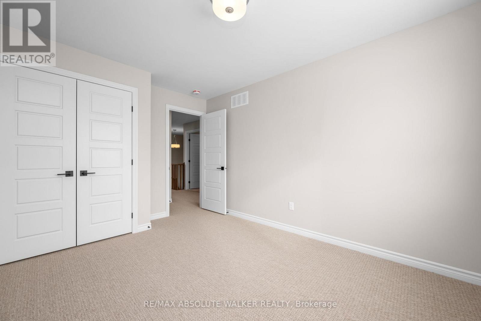 154 Kerala Place, Ottawa, Ontario  K1T 0Z3 - Photo 35 - X12605892